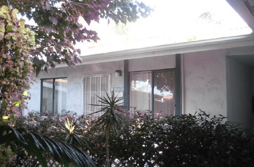 Building Photo - 105-107 E El Portal