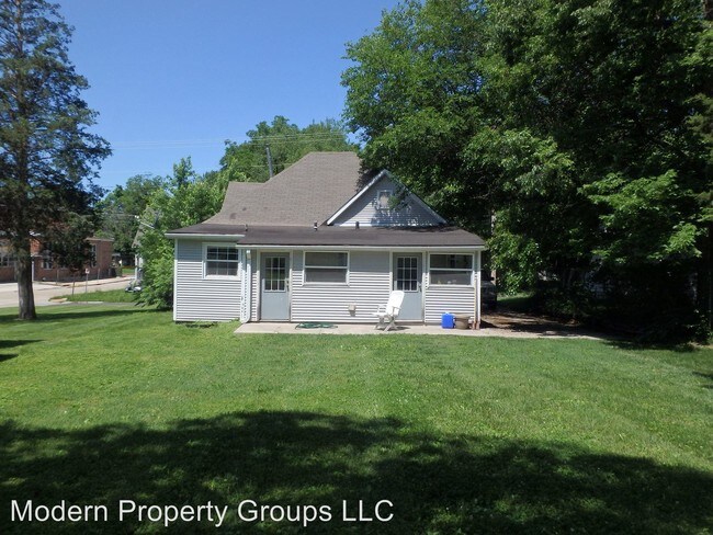Building Photo - 1102 Pannell St
