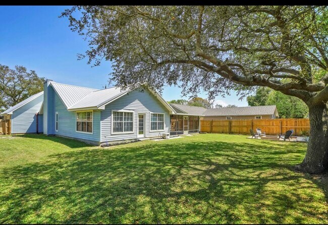 Building Photo - 447 Fleshman Dr