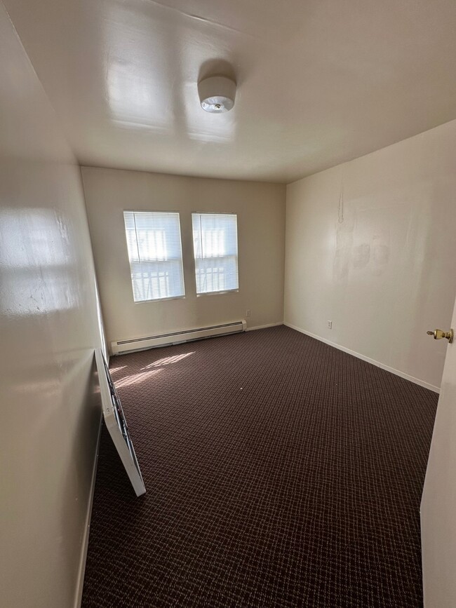 Building Photo - 120-33 Springfield Blvd