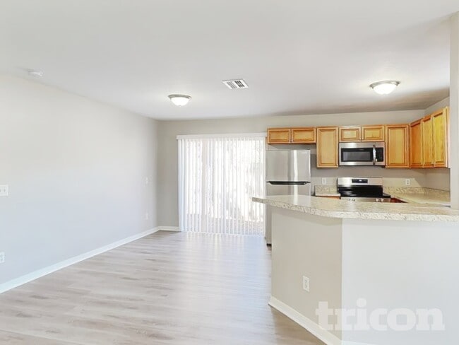 Foto del edificio - 8312 N Orangeview Ave