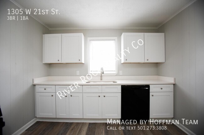 Foto del edificio - 1305 W 21st St