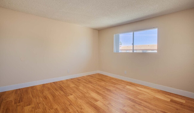 Building Photo - Encasa Norwalk