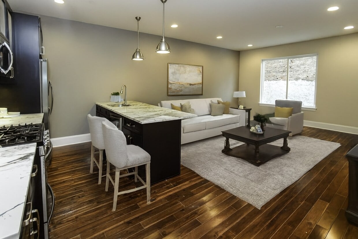 Photo - 946 N. 2nd Street-4