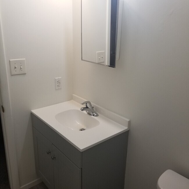Building Photo - 4807 S 350 E