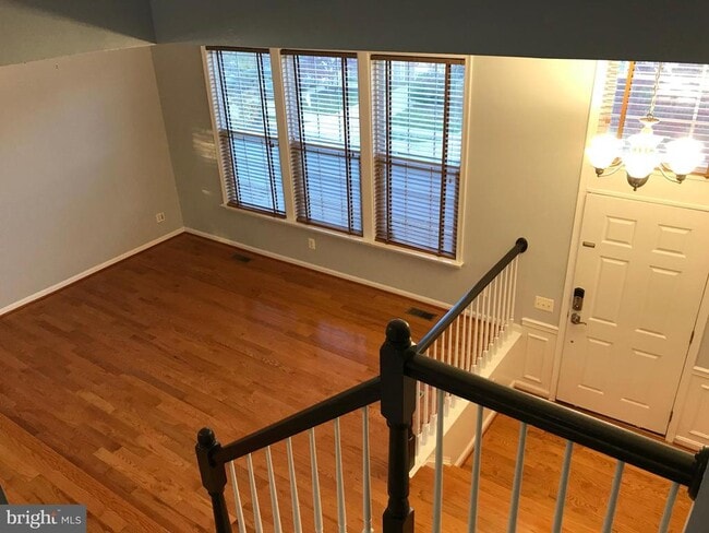 Building Photo - 22519 Maison Carree Square
