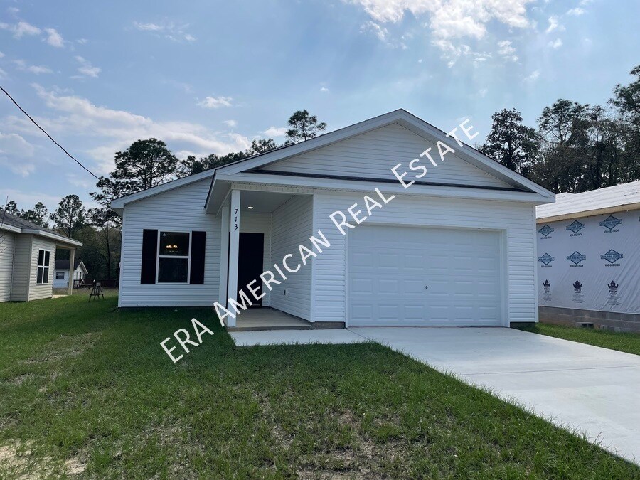 Foto principal - 713 Robinson Ave E