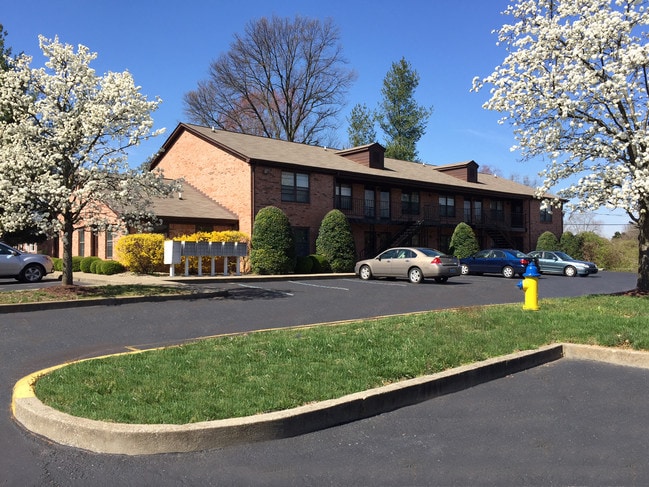 Building Photo - Breckinridge Pointe
