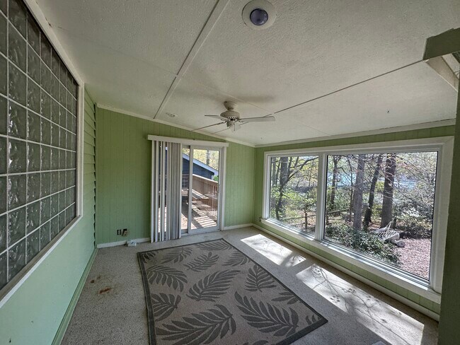 Foto del edificio - 36 Quayside Ct