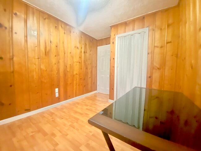 Building Photo - 57 Rosaria Rd
