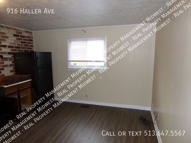 Foto del edificio - 916 Haller Ave