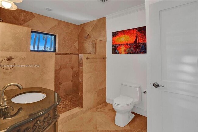 Building Photo - 515 Lido Dr