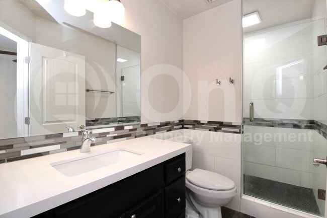 Building Photo - 1550 N Stapley Dr