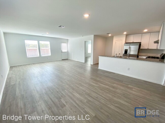 Foto del edificio - 4 br, 2 bath House - 439 Butterfly Bush Court