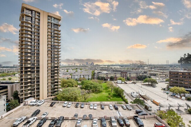 Foto del edificio - 3525 Sage Rd