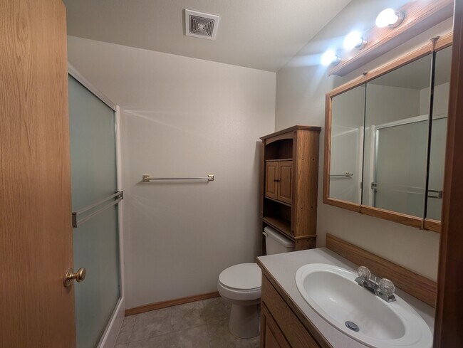 Foto del edificio - 118 Geneva Ct