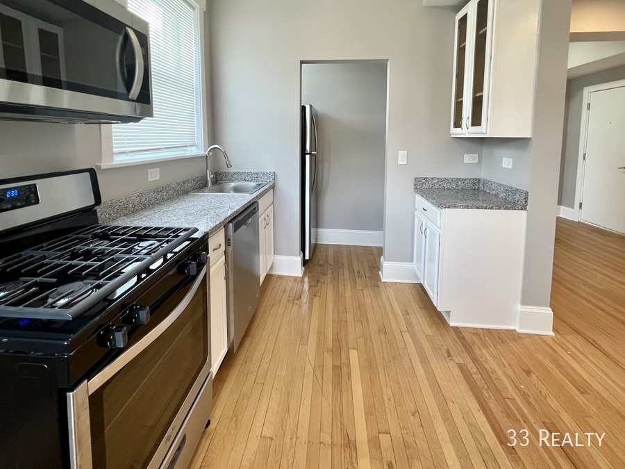 Primary Photo - 123 S Clinton Ave