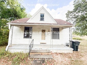 Building Photo - 955 Morse St