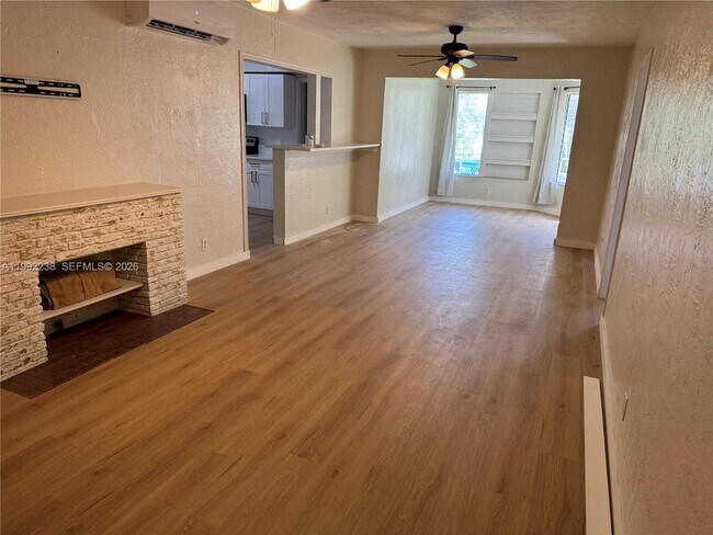 Foto del edificio - 2029 Monroe St