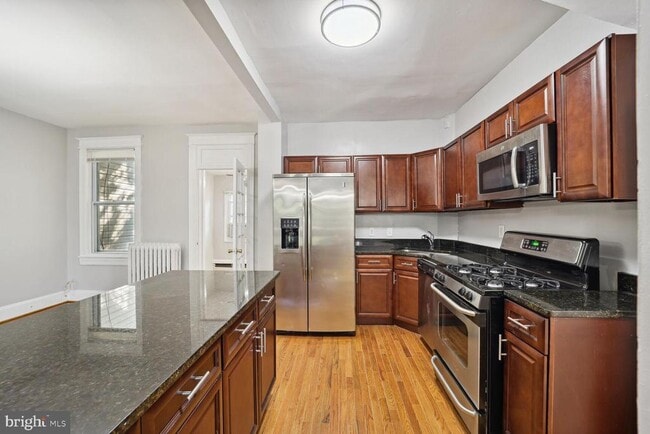 Foto del edificio - 4605 Georgia Ave NW