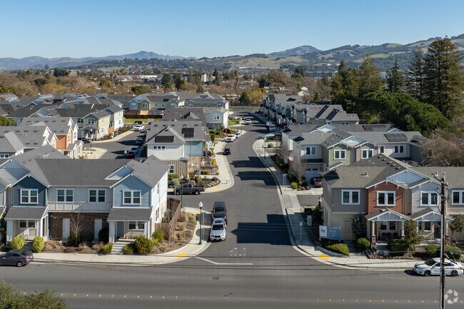 Aerial Context - Paseo Vista