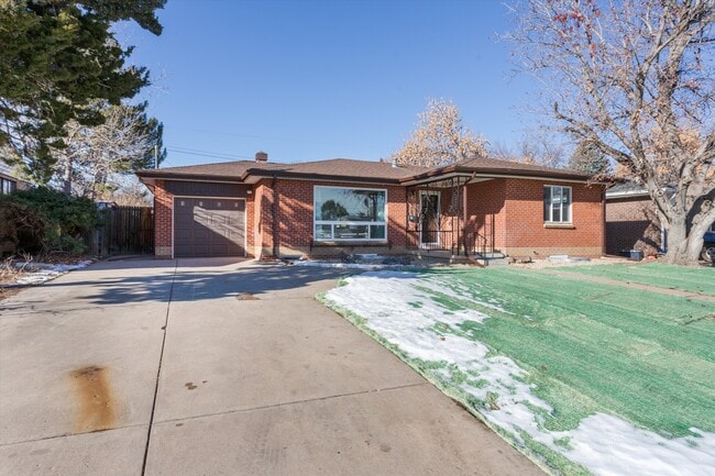 Photo - 1465 S Eaton St House