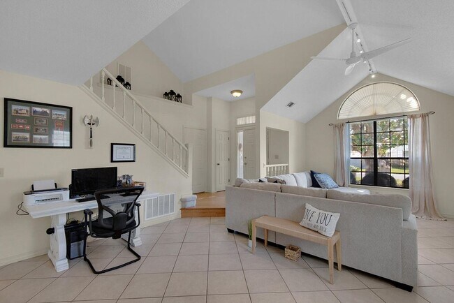 Foto del edificio - 407 Parkwood Pl