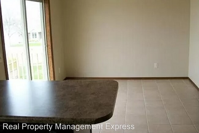 Foto del edificio - 5 br, 3 bath House - 1801 S Remington Circle