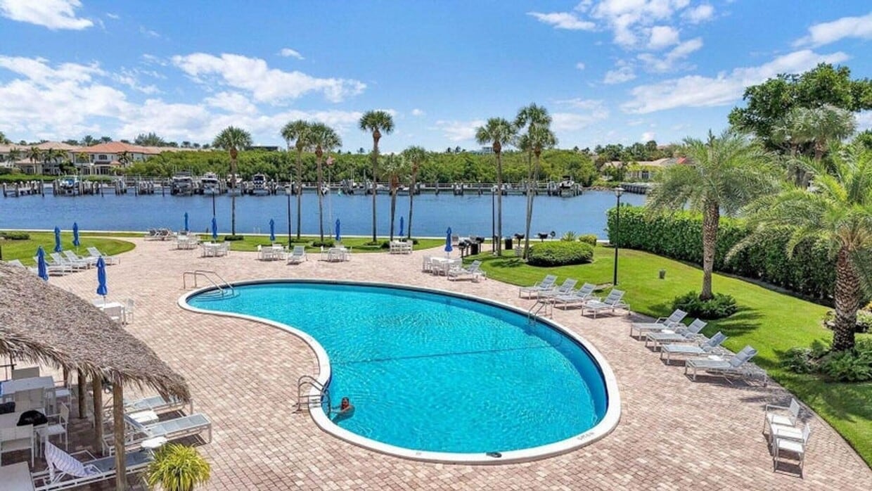 Photo - 899 Jeffery Street 4150, Boca Raton, FL 33487 - 4193