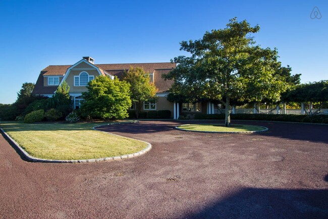 Foto del edificio - 14990 Oregon Rd