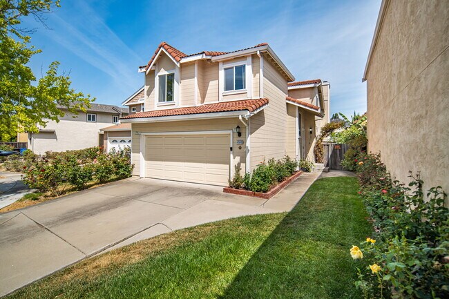 Building Photo - 4560 Benedick Ct