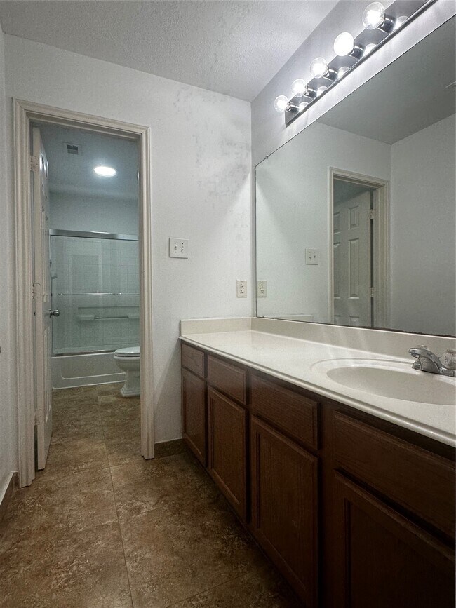 Building Photo - 3702 E Piper Grove Dr