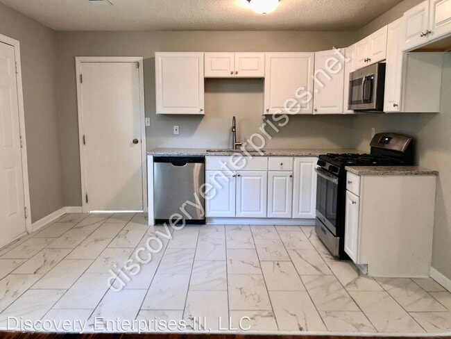 Building Photo - 3 br, 2 bath House - 1354 Heather Circle