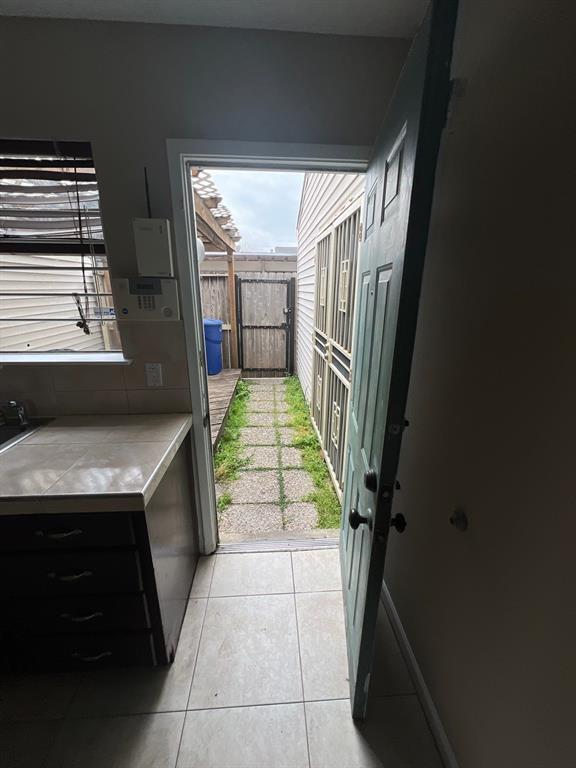 Foto del edificio - 6401 Deihl Rd