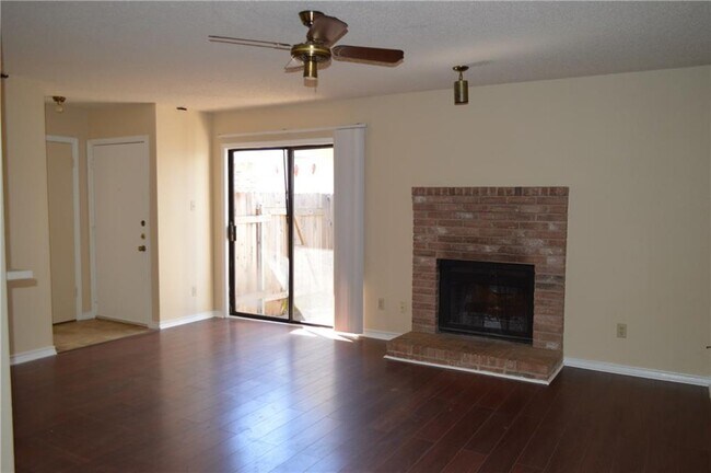 Building Photo - 2615 Alcott Ln