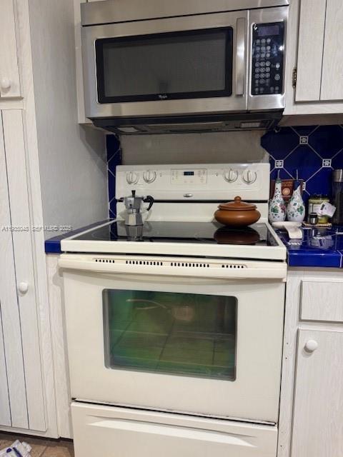 Building Photo - 2750 NE 183rd St