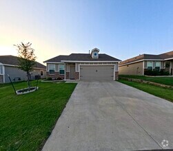 Building Photo - 2708 Starwater Dr