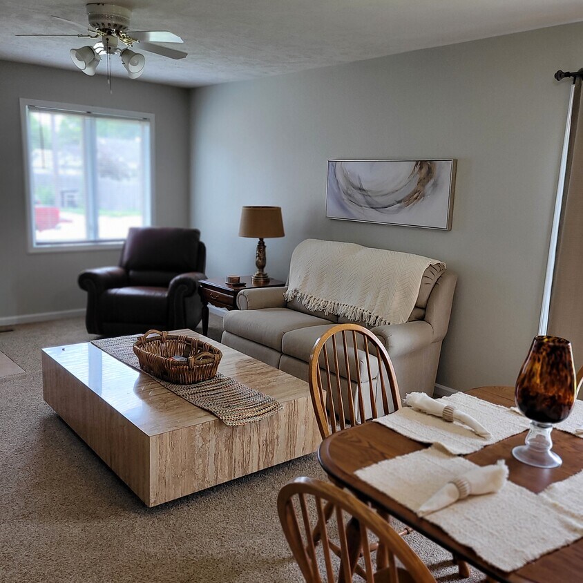 612 N 2nd Ave, Hastings, NE 68901 Townhome Rentals in Hastings NE