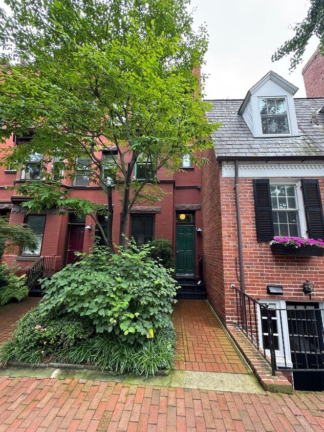 Foto principal - Serene Georgetown Living on Montrose Walk!...
