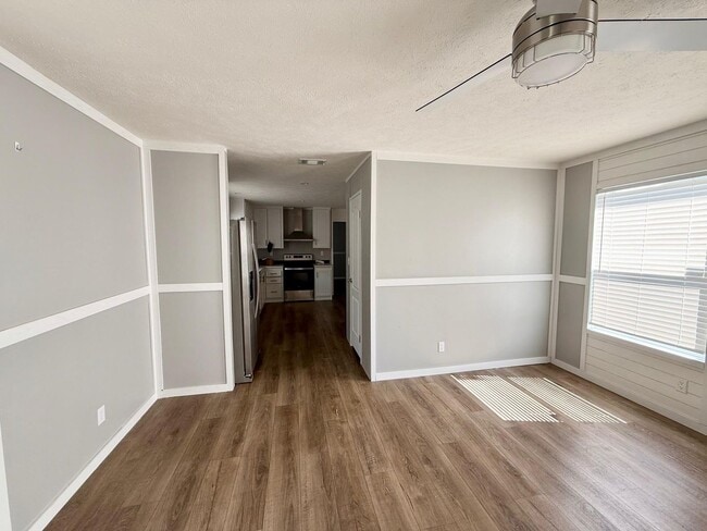 Building Photo - For Rent – Nearly New Home in Elm Mott, TX