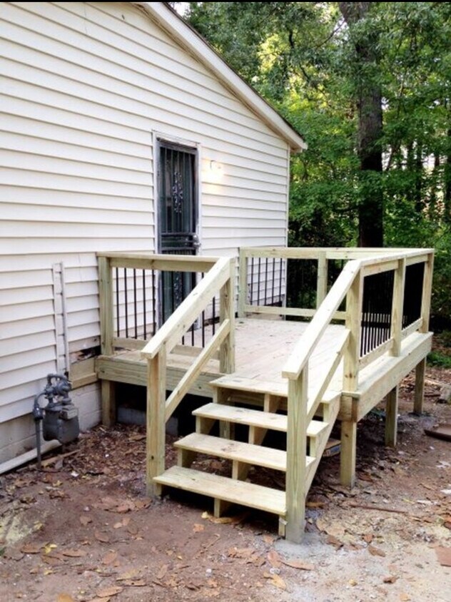 Building Photo - 4194 Canby Ln