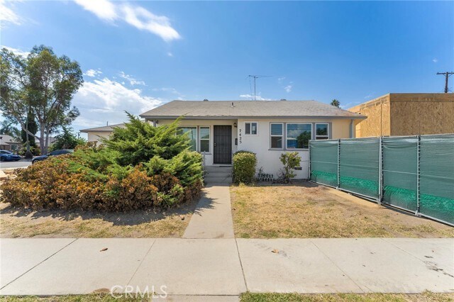 Foto principal - 2425 S Myrtle Ave