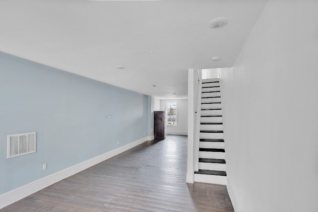 Foto del edificio - 2212 W Fayette St