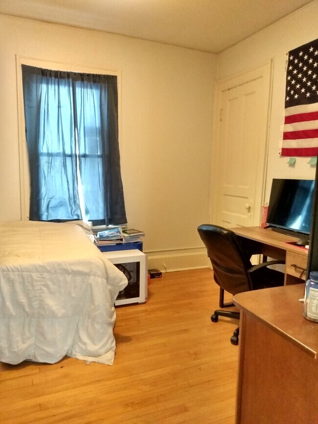 Foto del edificio - 2837 N Cramer St