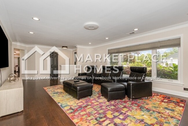 Building Photo - 13140 S 86th Ave