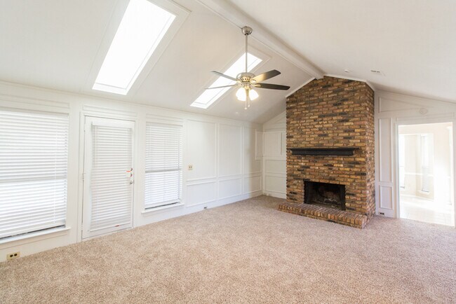 Building Photo - 1104 Sandy Creek Dr, Allen