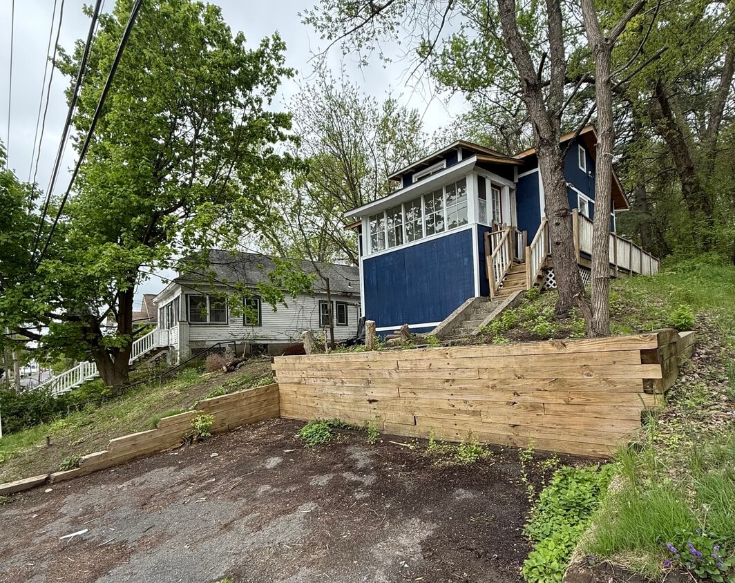 Primary Photo - 16 Boght Rd