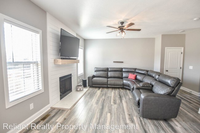 Building Photo - 4 br, 2.5 bath House - 1757 Rains Road