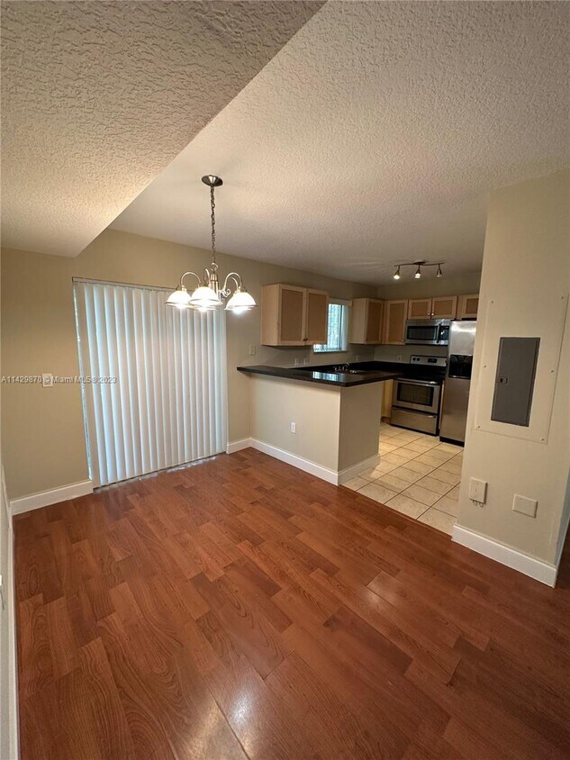 3750 N Jog Rd Unit 106, Royal Palm Beach, FL 33411 Condo for Rent in