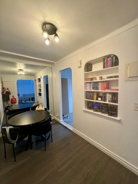 Foto del edificio - 170-40 Highland Ave